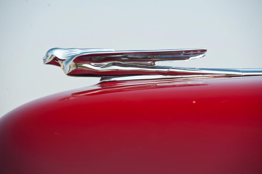  Cadillac Series 62 Convertible Coupe 1942 года  (фото 6 из 48)